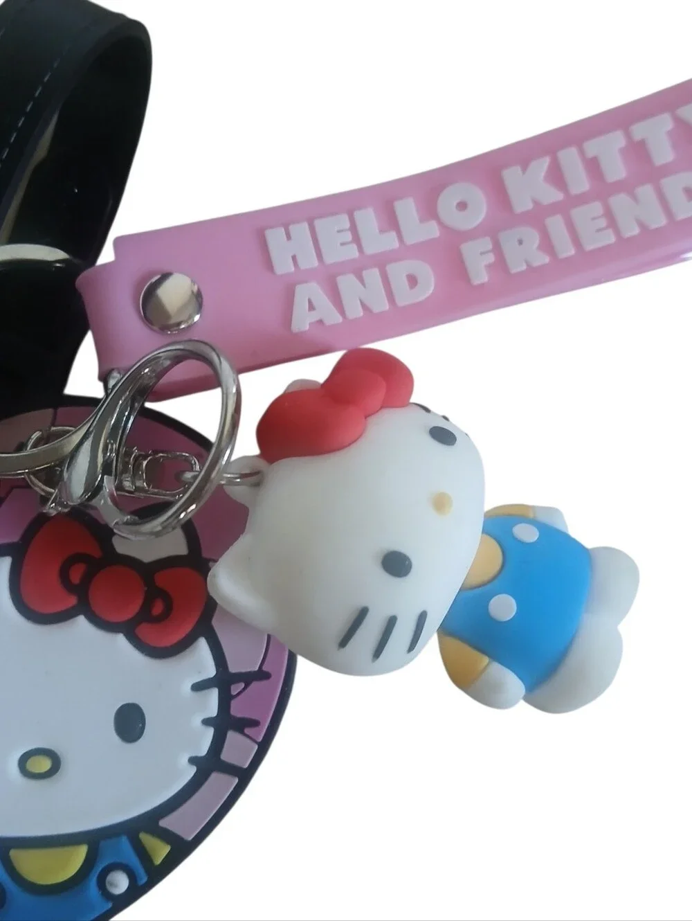 Hello Kitty Pink Heart Luggage Tag with Friends Charm And Lanyard Key Ring 2024